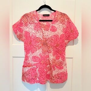 Los Angeles Rose Scrubs Pink Floral Women's Top w/Two front Pockets Size